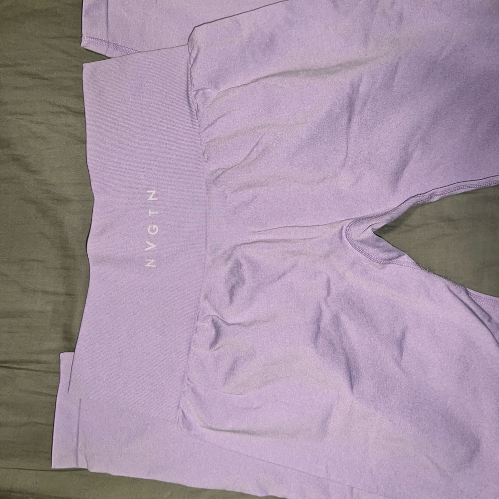NVGTN Purple Leggings Sleek Design